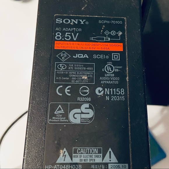 Sony PlayStation 2 (PS2) with 2 controllers + memory card - Picture 12 of 13